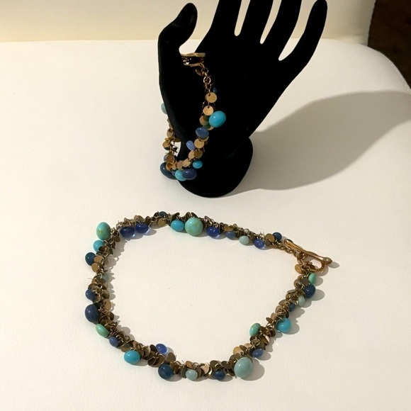 Liz Claiborne vintage glass and acrylic gold tone cha cha style set - Picture 2 of 8